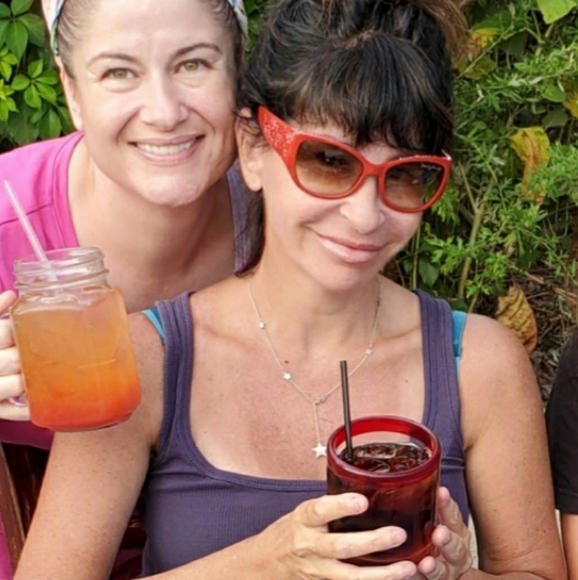 Meet the Posher- Read! - Picture 2 of 5